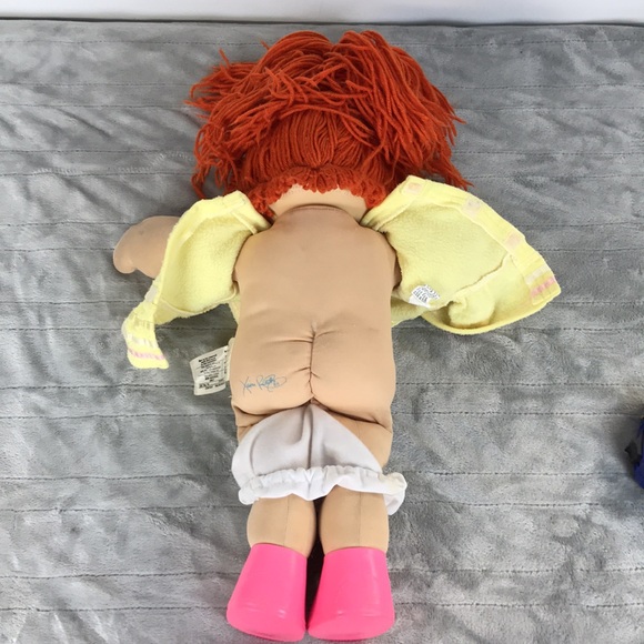 Cabbage Patch Vintage Doll with Red Hair and Blue Eyes. - Picture 8 of 16